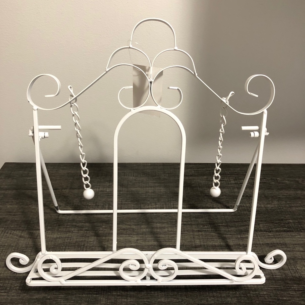 Kitchen Cookbook Stand